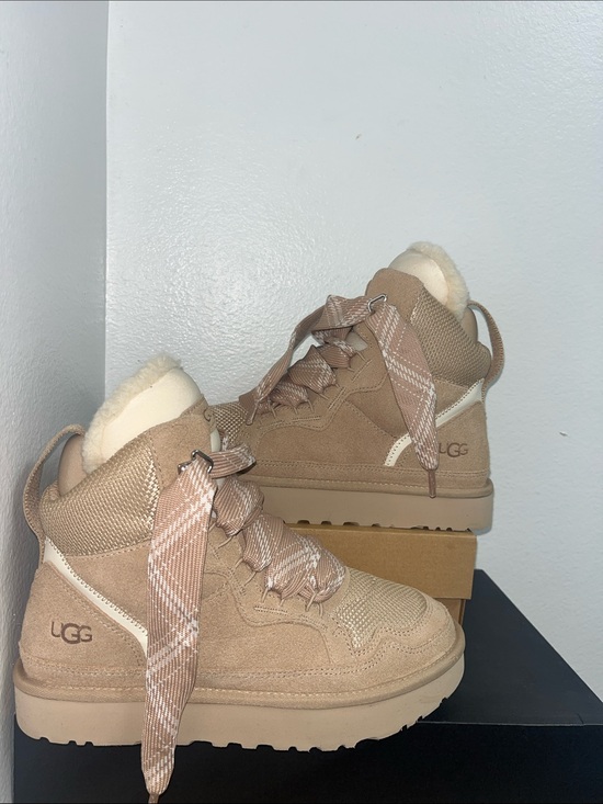 UGG Shoes - UGG HIGHMEL